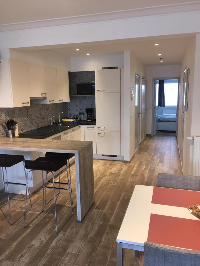 Appartement Oostende Vlak Aan Zee Exterior photo